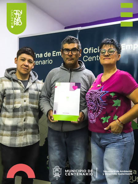 Imagen de EL MUNICIPIO ACOMPAÑA LA ENTREGA DE FINANCIAMIENTO A UN EMPRENDEDOR LOCAL