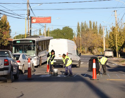 Imagen de MÁS SEGURIDAD Y ACCESIBILIDAD: AVANZAN OBRAS CLAVE EN DISTINTOS PUNTOS DE LA CIUDAD