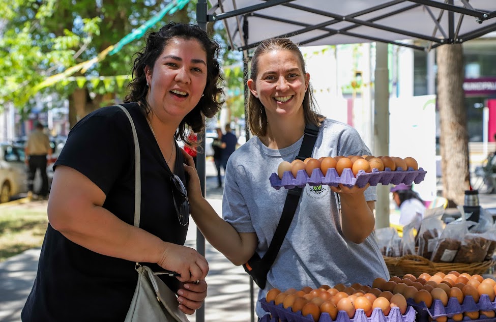 Imagen de LA FERIA ITINERANTE DE PRODUCTORES Y EMPRENDEDORES LLEGA MAÑANA A PLAZA SAN MARTÍN