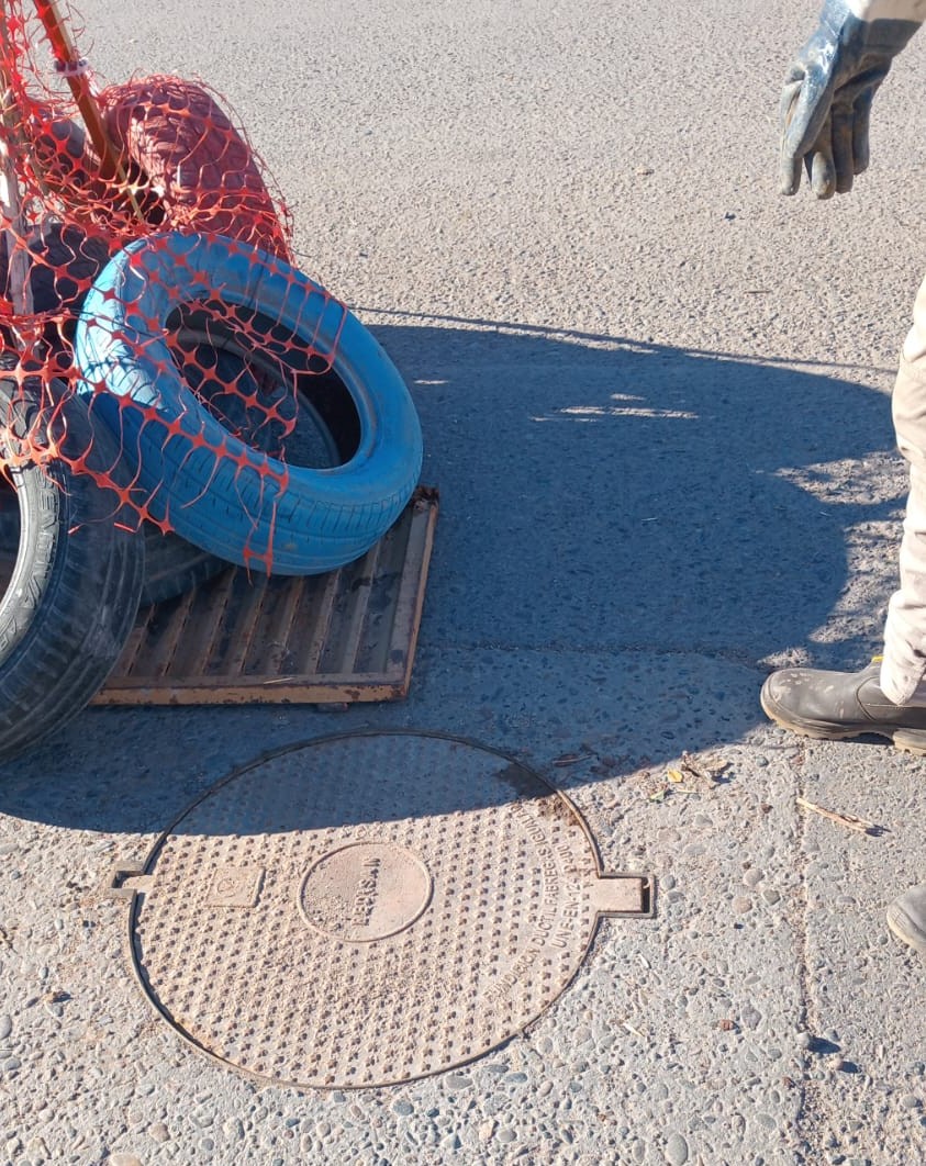 Imagen de AGUA Y SANEAMIENTO ALERTÓ SOBRE EL ROBO Y ROTURA DE TAPAS DE CLOACAS EN DISTINTOS SECTORES DE LA CIUDAD
