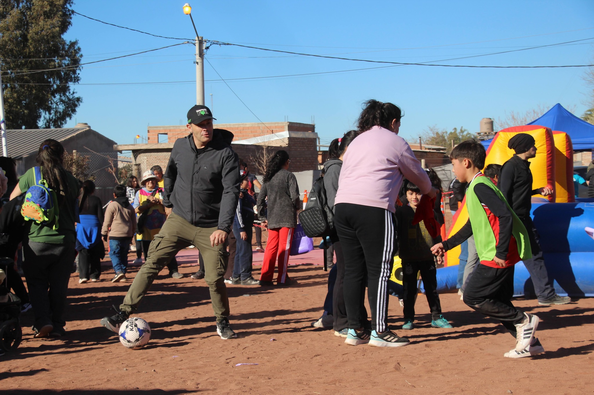 Imagen de CENTENARIO PONDRÁ EN MARCHA EL CICLO DE BARRIADAS MUNDIALISTAS “CENTE SE FUE MUNDIAL”