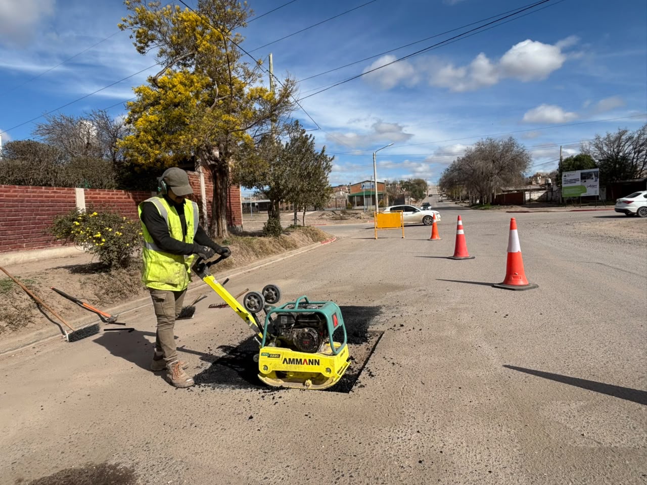 Imagen de BACHEO: EL MUNICIPIO REFUERZA LAS TAREAS EN CALLES BOLIVIA Y BUENOS AIRES DESPUÉS SEGUIRÁ POR MÉXICO