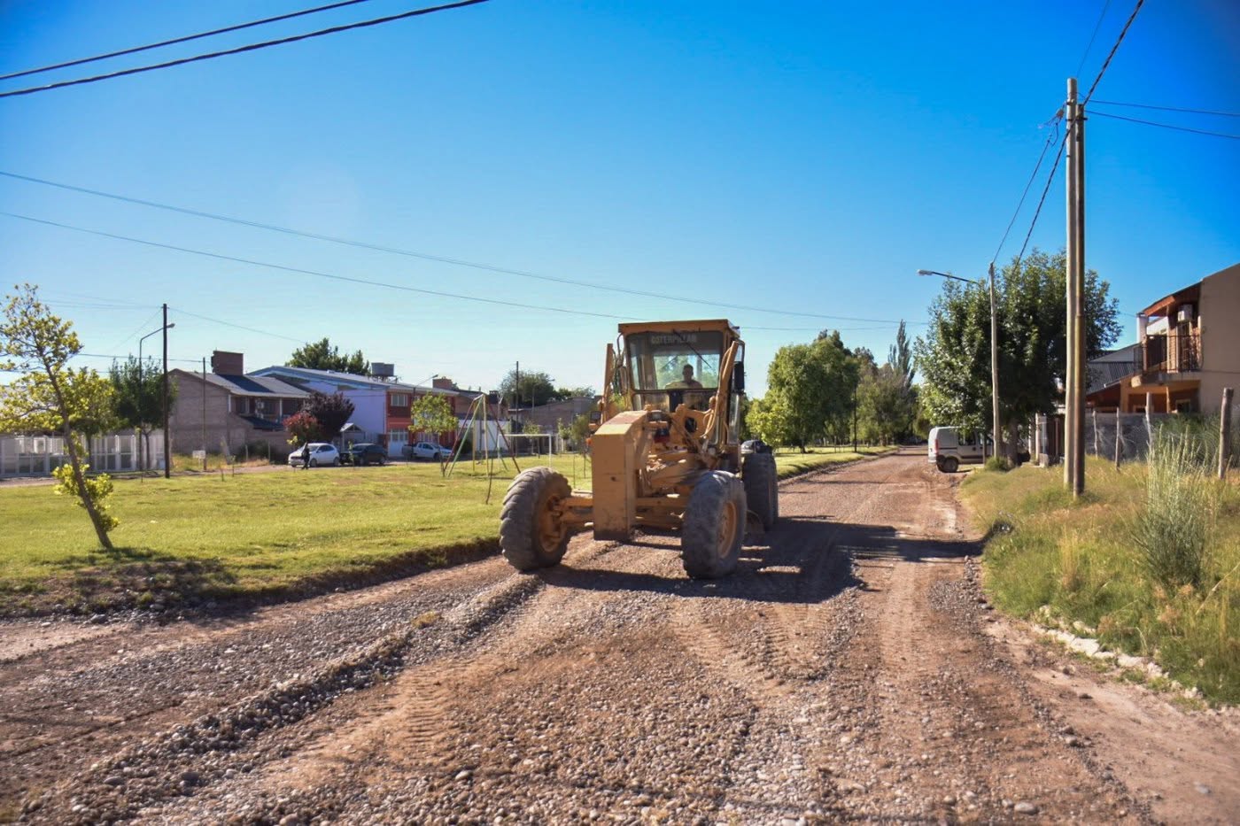 Imagen de EL MUNICIPIO AVANZA CON EL MANTENIMIENTO DE CALLES EN DISTINTOS BARRIOS DE LA CIUDAD